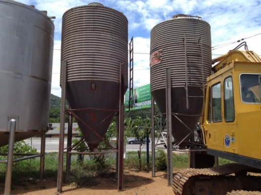 รายละเอียด ขาย ไซโล(Silo) อาหารสัตว์ สภาพสวย ราคาถูก!!!!