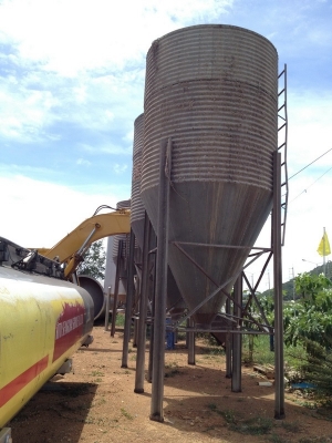 รายละเอียด ขาย ไซโล(Silo) อาหารสัตว์ สภาพสวย ราคาถูก!!!!