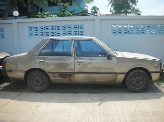 ขายซากรถยนต์ 3 คัน (เหลือ 2 คัน ครับ เหมาไปตัดเลย) ขายซากรถยนต์ 3 คัน (เหลือ 2 คัน ครับ เหมาไปตัดเลย)