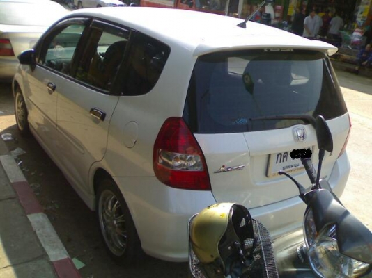 JAZZ 1.5 IDSI AUTO ปี 48 JAZZ 1.5 IDSI AUTO ปี 48