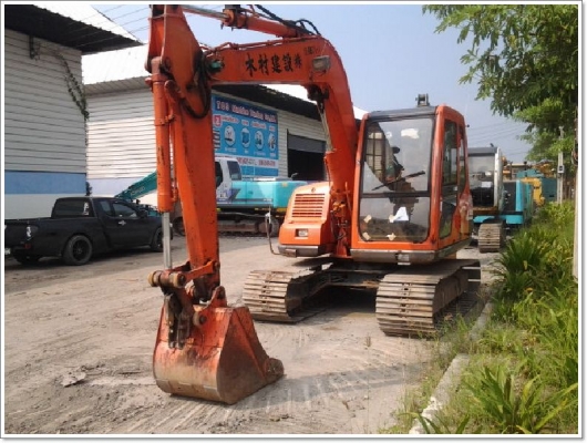 SK60-3 รถขุด โกเบ นำเข้าจากญีปุ่น สนใจ โทร. กุ้ง:TOS:081-3062283