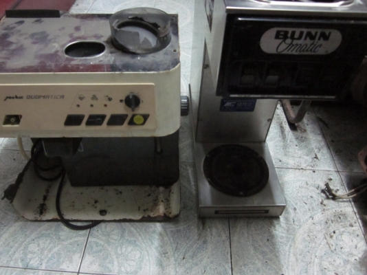 ขายถุกตามสภาพ-เครื่องบด/ชงกาแฟ  2 เครื่อง เพียง 4,500 บาท