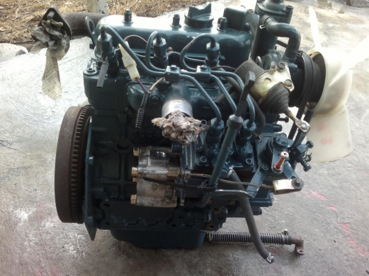 ขายเครื่อง 3 สูบเก่าญี่ปุ่นยี่ห้อคูโบต้ารุ่น D722ขนาด 17 แรงสภาพสวย