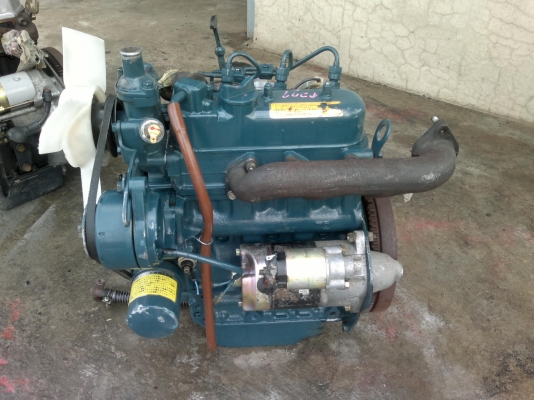 ขายเครื่อง 3 สูบเก่าญี่ปุ่นยี่ห้อคูโบต้ารุ่น D722ขนาด 17 แรงสภาพสวย