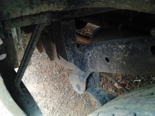 ขาย กระบะแค็ป มังกรทอง 2.5  ปี33/90 เครื่อง 87HP แน่นๆ ไม่ไอ ไม่เยิ้ม ภายในดี เบาะมีขาด แอร์เย็น พาวเวอร์ วิทยุเทป ล้อแม็ก  สีดี กระบะไม่ผุ คัสซีสวย แปลงหน้าเป็นโฉม หน้าหนู พร้อมใช้***ขายแล้วครับ ขอบคุณ Truck2hand