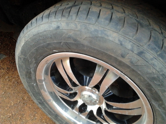 ขาย กระบะแค็ป มังกรทอง 2.5  ปี33/90 เครื่อง 87HP แน่นๆ ไม่ไอ ไม่เยิ้ม ภายในดี เบาะมีขาด แอร์เย็น พาวเวอร์ วิทยุเทป ล้อแม็ก  สีดี กระบะไม่ผุ คัสซีสวย แปลงหน้าเป็นโฉม หน้าหนู พร้อมใช้***ขายแล้วครับ ขอบคุณ Truck2hand