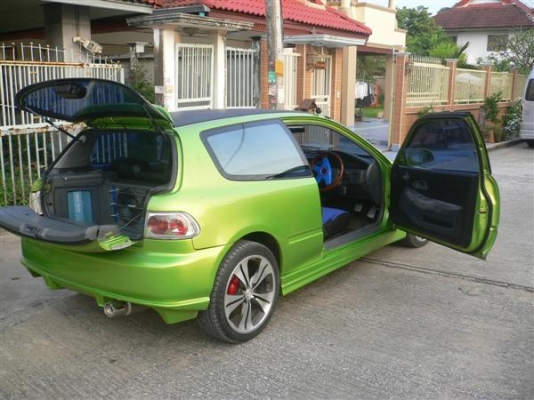 ขาย Honda civic 3 doo เครื่อง vtech สวยมากๆ จัดไป 169000 บ. T.088-875-9838 K.ae