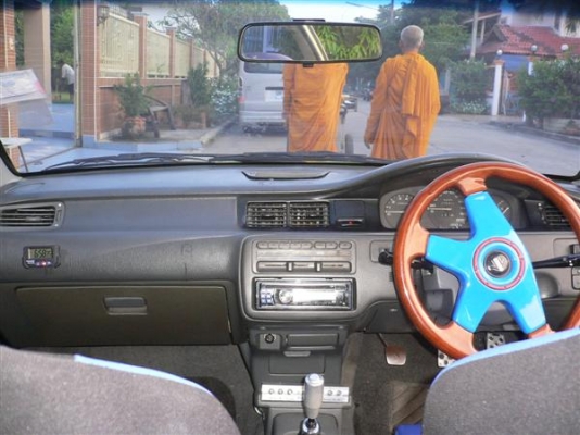 ขาย Honda civic 3 doo เครื่อง vtech สวยมากๆ จัดไป 169000 บ. T.088-875-9838 K.ae