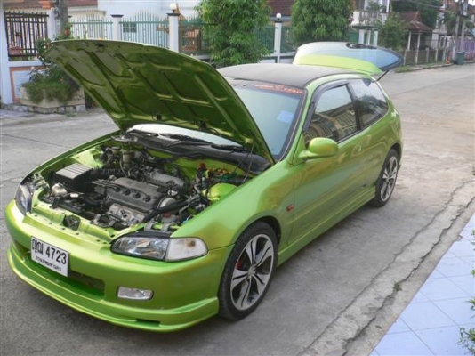 ขาย Honda civic 3 doo เครื่อง vtech สวยมากๆ จัดไป 169000 บ. T.088-875-9838 K.ae