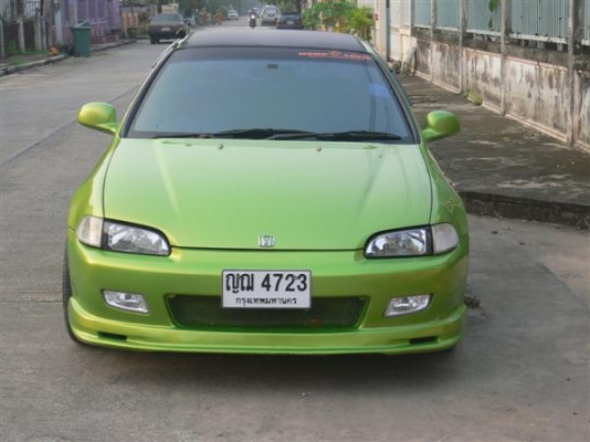 ขาย Honda civic 3 doo เครื่อง vtech สวยมากๆ จัดไป 169000 บ. T.088-875-9838 K.ae