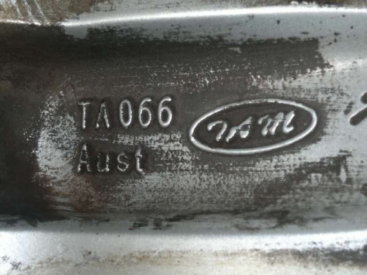 ----- ขาย ------ ม่านบังสัมภาระ E34 van / สเปเซอร์ ----- ขาย ------ ม่านบังสัมภาระ E34 van / สเปเซอร์