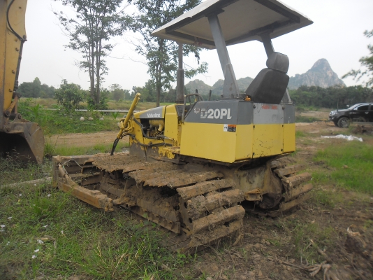 ขายรถแทรกเตอร์ KOMATSU D20PL ตีนตะขาบ