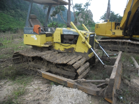 ขายรถแทรกเตอร์ KOMATSU D20PL ตีนตะขาบ