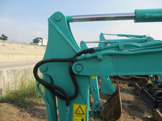 KOMATSU PC40-7  เก่าญี่ปุ่น เอวแน่น สภาพพร้อมใช้ สุดๆเอาไปแบ่งกันใช้ได้เลยครับ   น้องร็อค จัดหั้ย สนใจโทร สอบถามได้ 081-8535656