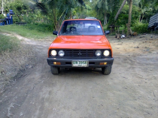 Mitsubishi L200 เฉินหลง ปี 84 แจ่มหมด