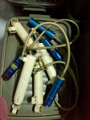 ขายโช๊ค amada สำหรับรถยกสูง vigo Triton