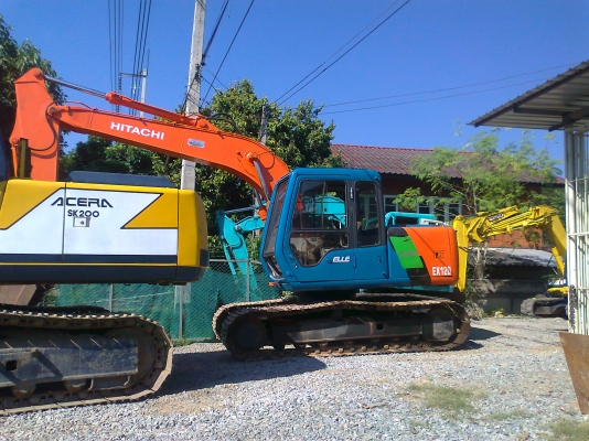 ขายด่วน!..รถแบคโฮ HITACHI EX 120-2 เก่าญีปุ่น.
