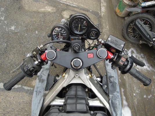 ขาย CBR250rr ปี92ทะเบียนแท้ พร้อมชุดโอน 28000บาท