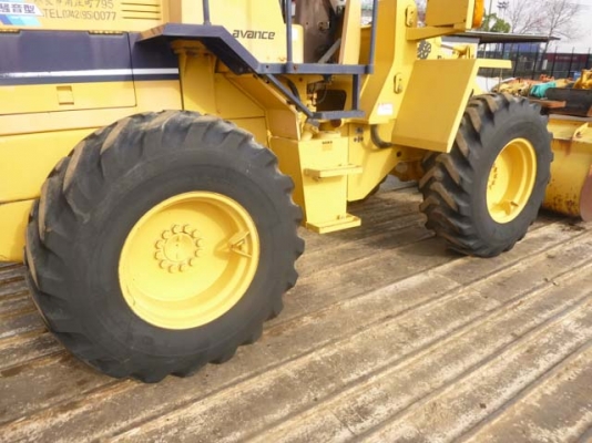 รถตักล้อยาง WA100-1 ซีเรียล 34XXX รถสภาพสวย ชั่วโมงน้อย เข้ามาถึงไทยเร็ว ๆ นี้ โทร.081-373-0559 รถตักล้อยาง WA100-1 ซีเรียล 34XXX รถสภาพสวย ชั่วโมงน้อย เข้ามาถึงไทยเร็ว ๆ นี้ โทร.081-373-0559