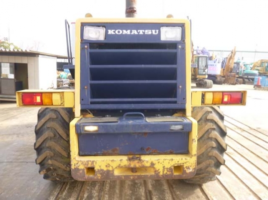 รถตักล้อยาง WA100-1 ซีเรียล 34XXX รถสภาพสวย ชั่วโมงน้อย เข้ามาถึงไทยเร็ว ๆ นี้ โทร.081-373-0559 รถตักล้อยาง WA100-1 ซีเรียล 34XXX รถสภาพสวย ชั่วโมงน้อย เข้ามาถึงไทยเร็ว ๆ นี้ โทร.081-373-0559