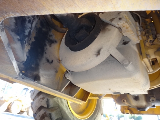 รถตักล้อยาง  WA200-1 สภาพสวย  ชั่วโมงน้อย  ซีเรียล  3XXXX  จะมาถึงเมืองไทยเร็ว ๆ นี้  โทร. 081-373-0559