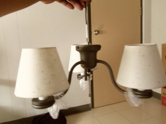 ขายโคมไฟสวยๆๆราคา 480 พร้อมส่ง EMS ครับ