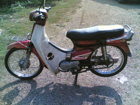 ขายดรีมคุรุสภา(แดง)เล่มทะเบียนพร้อมชุดโอน เครื่องสมบูรณ์รถปี 34 ทะเบียนขาดปี 43 ขาย 8500 บาท