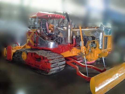 ขายรถตีดินสามชุกการช่าง