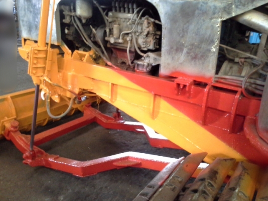 ขายรถตีดินสามชุกการช่าง