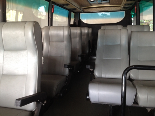 เบนซ์ ปี2000 ม.2ค ทะเบียน26ที่นั่ง คัชซีเบนซ์ออกห้าง เกียร์ธรรมดา ยาว 8 เมตร แอร์ไฟฟ้า เบนซ์ ปี2000 ม.2ค ทะเบียน26ที่นั่ง คัชซีเบนซ์ออกห้าง เกียร์ธรรมดา ยาว 8 เมตร แอร์ไฟฟ้า