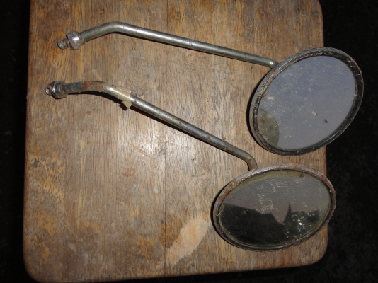 ขายกระจก K-125/A-100  1 คู่  สนใจ โทร.081-005-8785