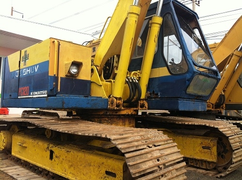 รถแบคโฮ KOMATSU PC120-2