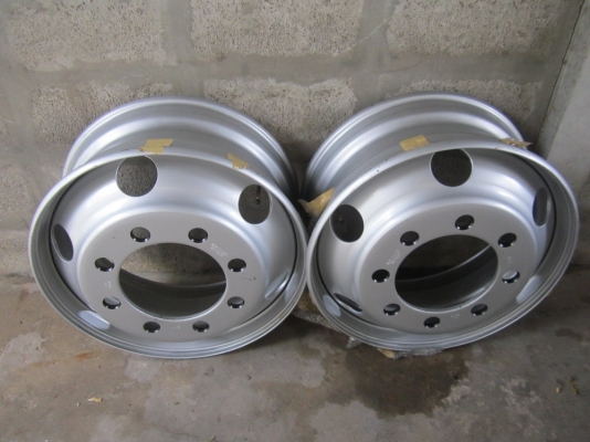 ขายกะทะล้อ 10ล้อ TOPY สภาพใหม่ 11R22.5 ติดรถออกห้าง ขาย 2000