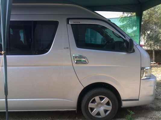 ขายดาวน์รถตู้คอมมูเตอร์ ปี 2006