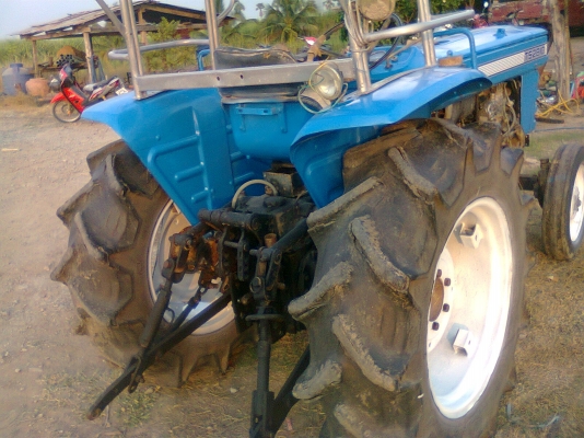 ISEKI 28 แรง  3 สูบ เทอร์โบ สภาพดีพร้อมใช้งาน มีผ้าน 5 สนใจคิดต่อ 089-9638932