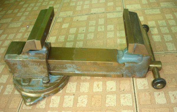 ปากกา 6 นิ้ว เหล็กเหนียว  "งานรัสเซีย"