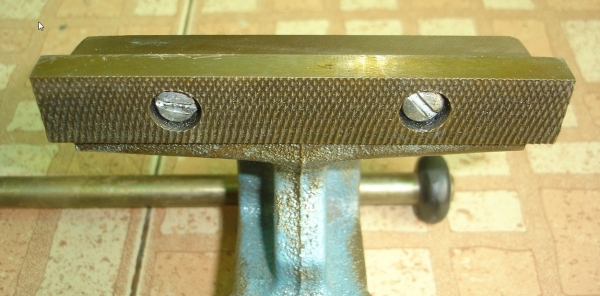 ปากกา 6 นิ้ว เหล็กเหนียว  "งานรัสเซีย"