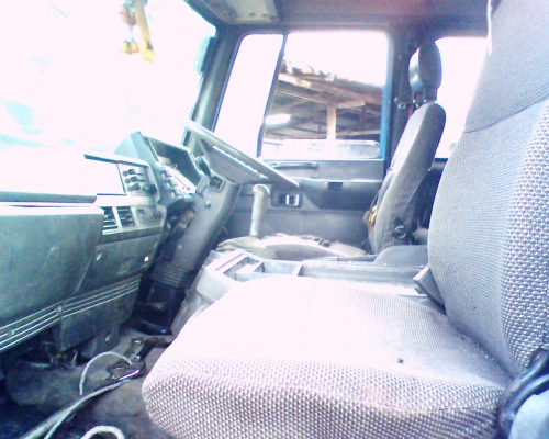 รถดั๊ม  ISUZU  6BB1 กระจกไฟฟ้า  มีแอร์