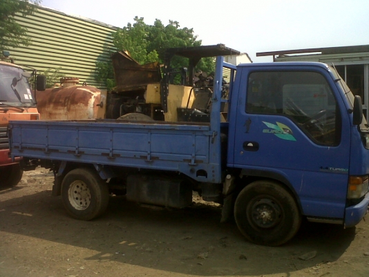 ขายรถบรรทุก4ล้อเครื่อง110แรงถูกๆ