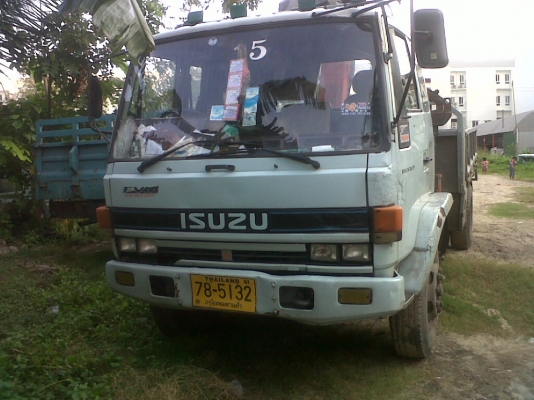 ขายรถ6ล้อติดเครนพับพร้อมใช้งาน