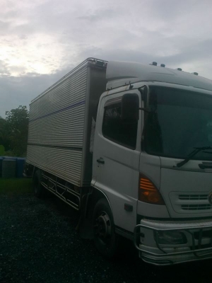 รถฮีีโน่ 6 ล้อ ตู้สแตนเลส 150 แรงม้า ปี 47 สนใจติดต่อ 081 - 6079515 รถฮีีโน่ 6 ล้อ ตู้สแตนเลส 150 แรงม้า ปี 47 สนใจติดต่อ 081 - 6079515