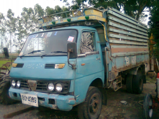 รถอิซุซุ 6 ล้อ ดั๊ม