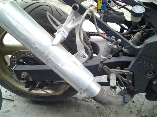 ////// ขาย suzuki gsx400 โช๊คหน้า up side //////
