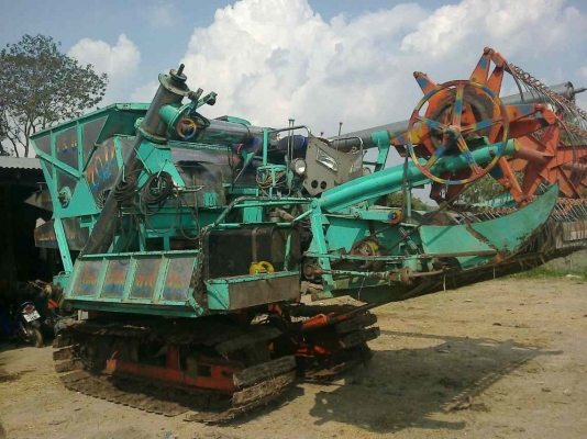 ขายรถเกี่ยวข้าวไทยเจริญแท้สภาพเดิมๆทั้งคัน พร้อมใช้งาน ราคาคุยกันได้