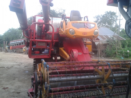 ขายรถเกี่ยวข้าว KM 51