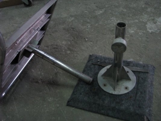 เก้าอี้แสตนเลส 1คู่