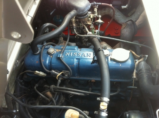 ขาย ฟอล์คลิฟต์ 2.5 ตัน  NISSAN LPG  เกียร์ Auto งาหมุนได้     195,000.-