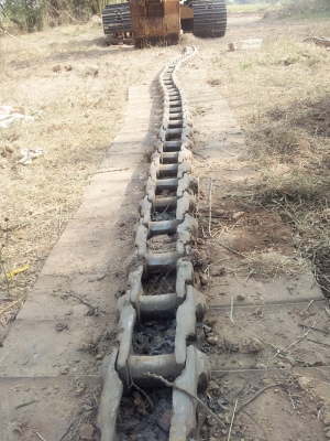 ขายโซ่พร้อมใบ.komutsu pc200-5  สวยๆถูกๆ