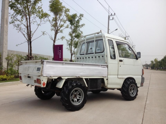 กระป้อนอก 4x4 หัวแตงโม แค๊ป+หลังคาสูง+เบาะปรับเอนได้ ห้องโดยสารกว้าง