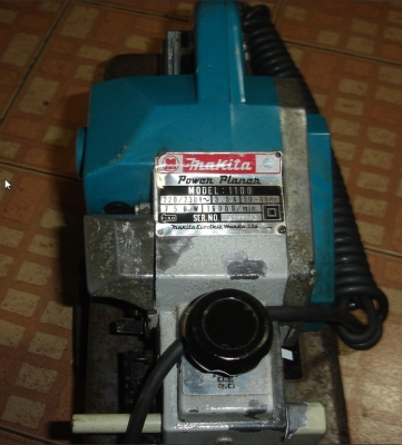 กบไฟฟ้า Makita 3" รุ่น 1100 750w (Made in Japan) กบไฟฟ้า Makita 3" รุ่น 1100 750w (Made in Japan)